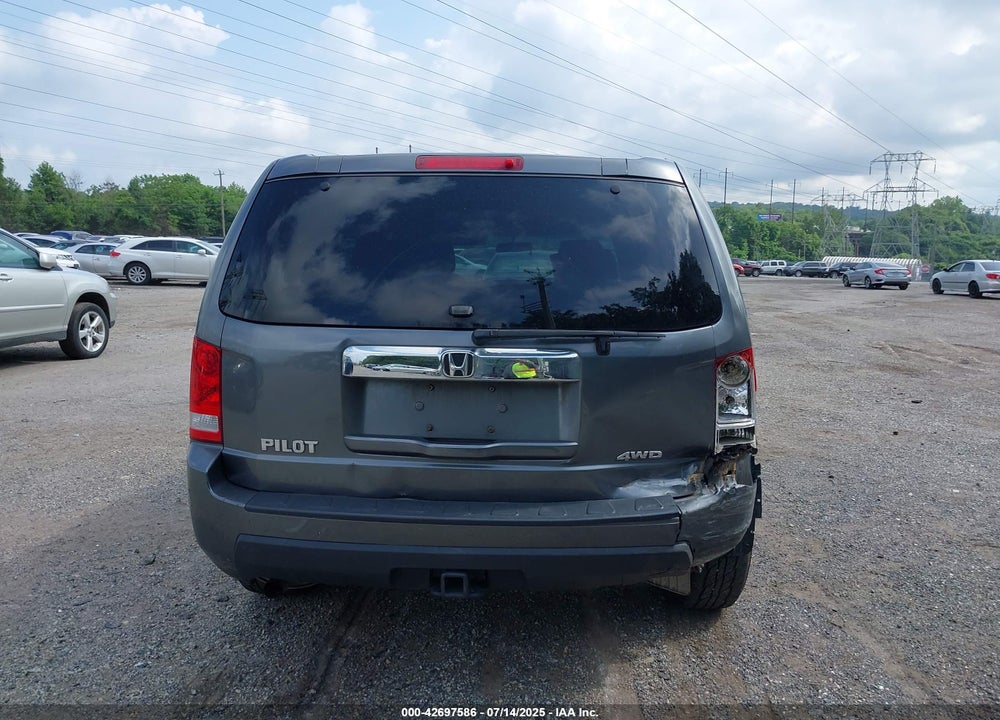 2011 HONDA PILOT VIN: 5FNYF4H24BB098226