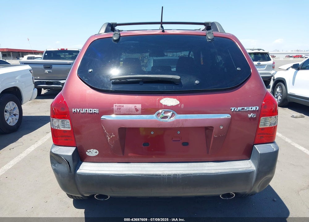 2005 HYUNDAI TUCSON GLS/LX VIN: KM8JN12D65U229533