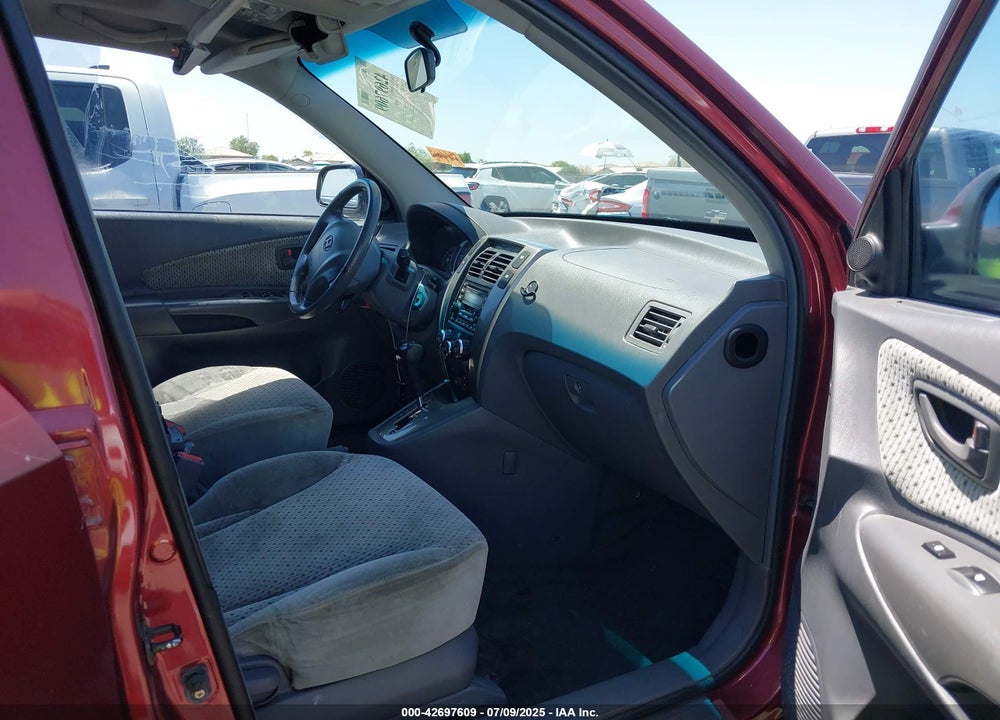 2005 HYUNDAI TUCSON GLS/LX VIN: KM8JN12D65U229533