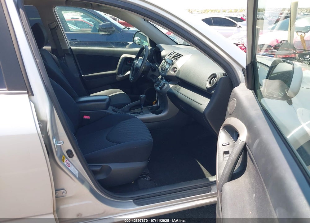 2008 TOYOTA RAV4 VIN: JTMBD32V385141506