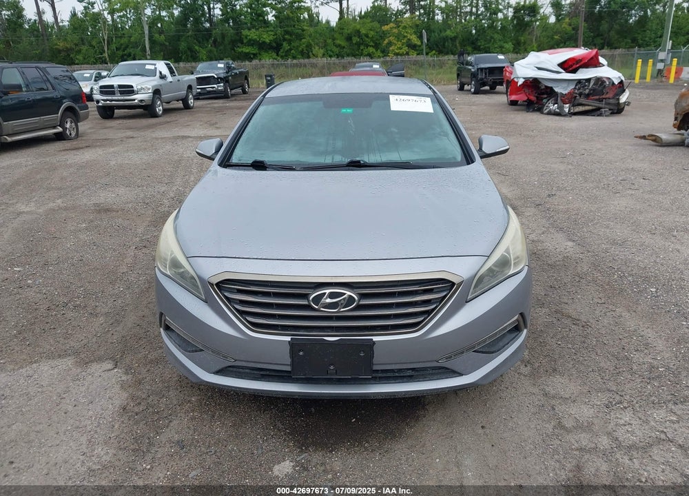 2015 HYUNDAI SONATA VIN: 5NPE34AF0FH196864