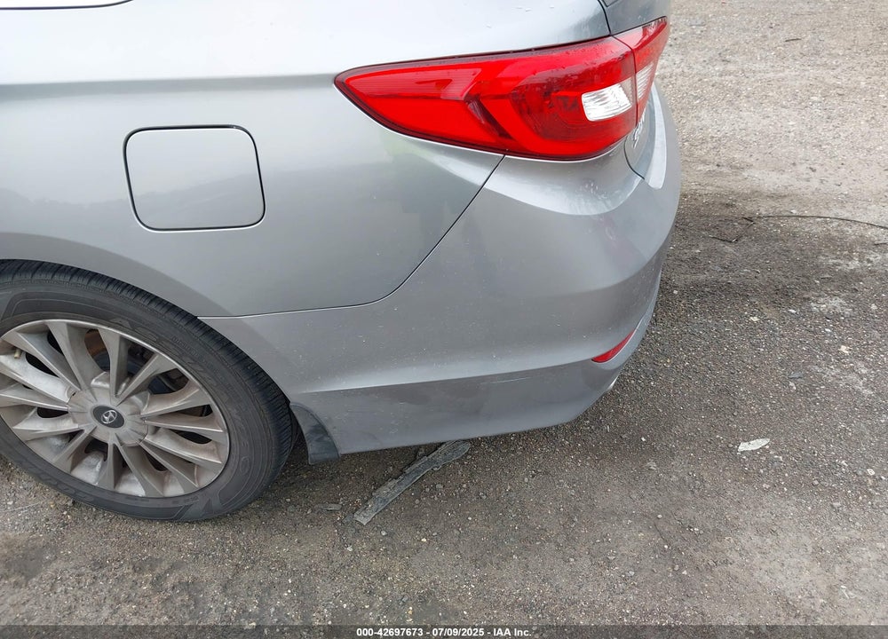 2015 HYUNDAI SONATA VIN: 5NPE34AF0FH196864