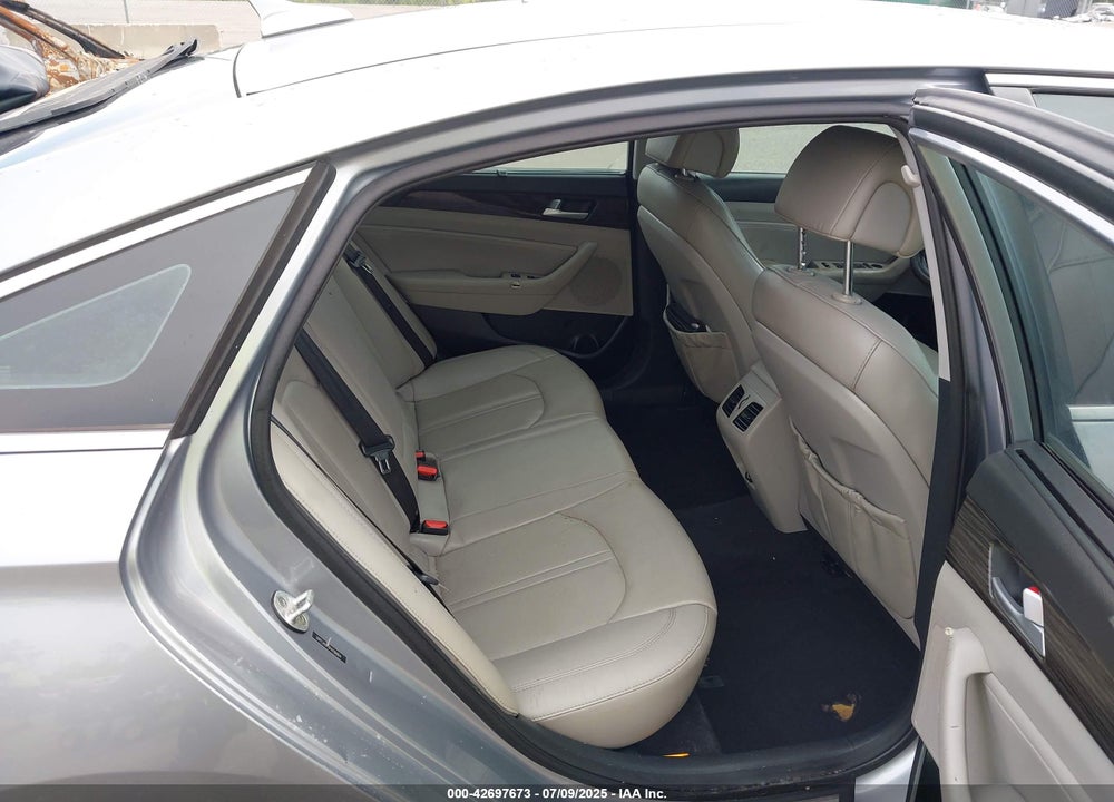 2015 HYUNDAI SONATA VIN: 5NPE34AF0FH196864