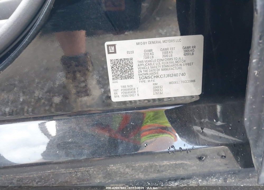 2018 CHEVROLET SUBURBAN LT VIN: 1GNSCHKC7JR240740