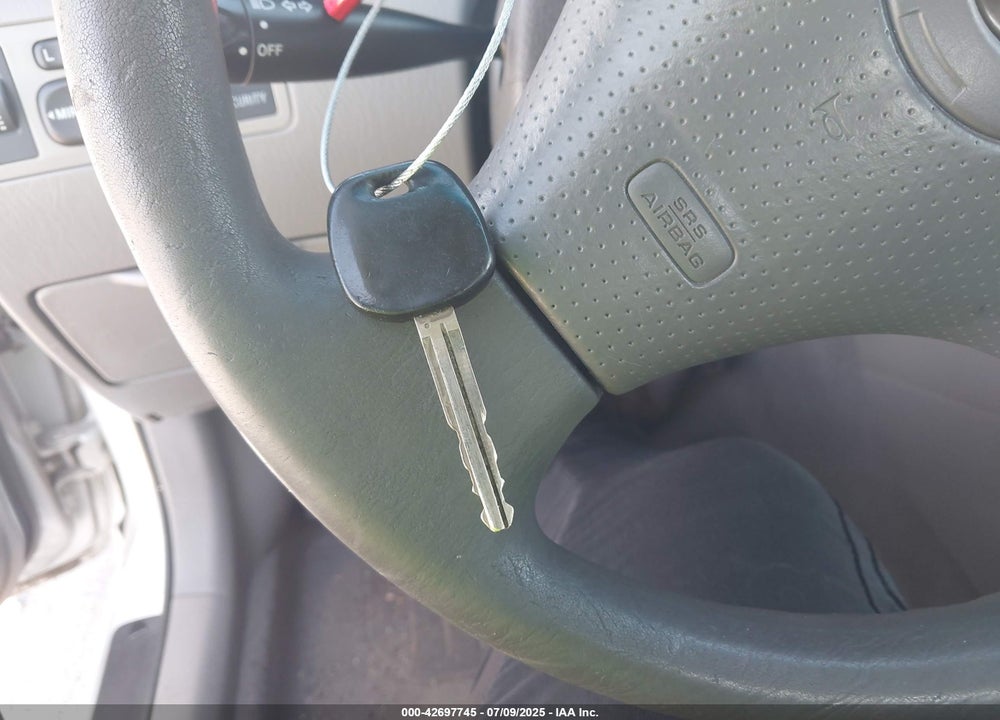 2007 TOYOTA COROLLA VIN: 1NXBR32E07Z901716