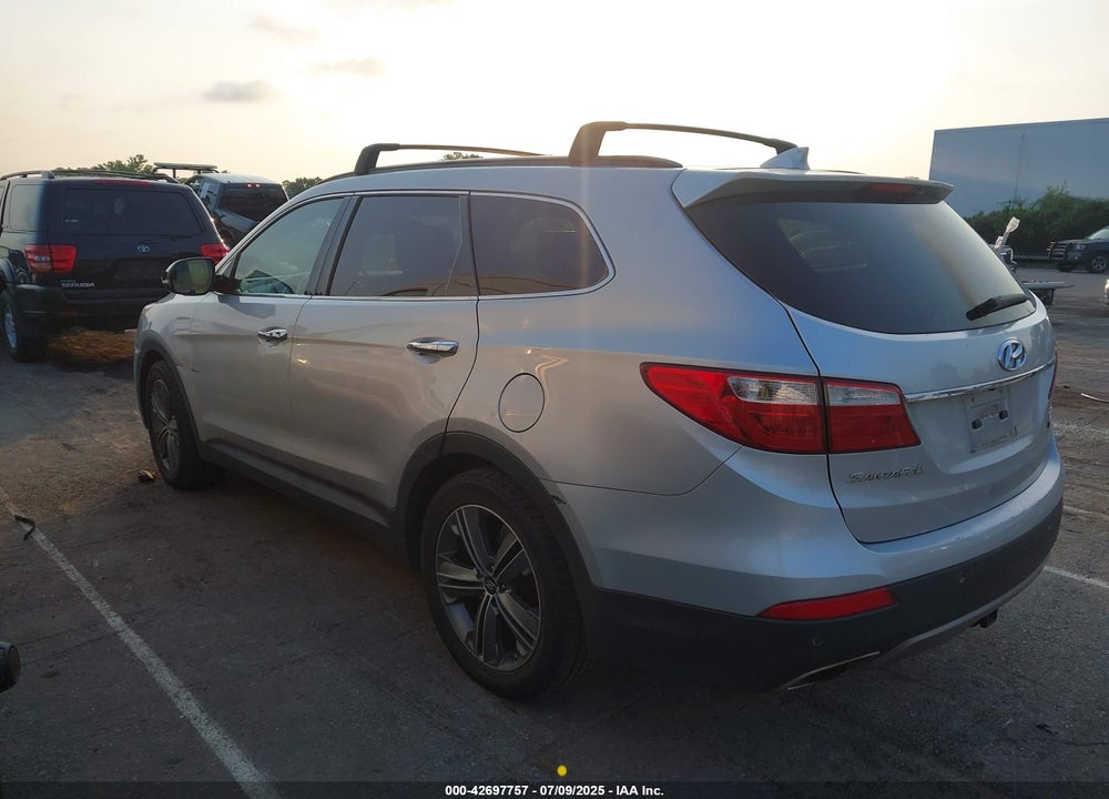 2015 HYUNDAI SANTA FE VIN: KM8SRDHF1FU130025