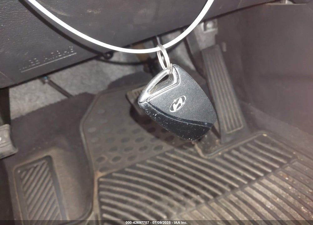 2015 HYUNDAI SANTA FE VIN: KM8SRDHF1FU130025