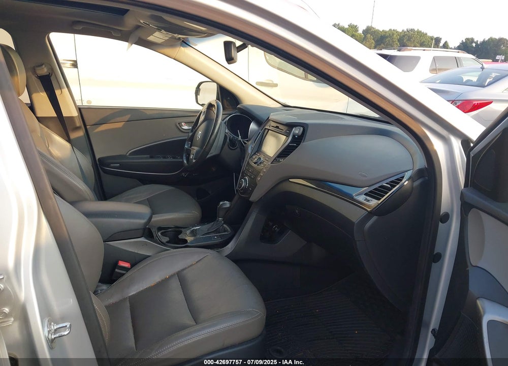 2015 HYUNDAI SANTA FE VIN: KM8SRDHF1FU130025