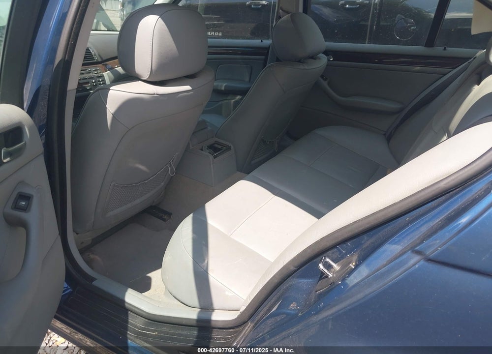 2003 BMW 325XI VIN: WBAEU33443PM58806