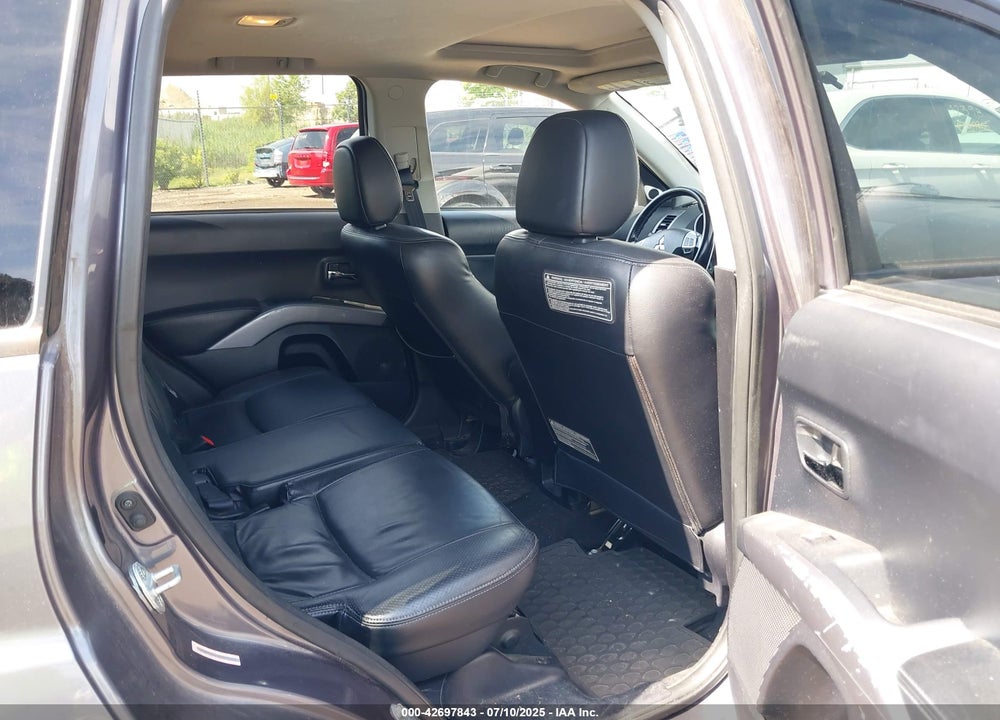2008 MITSUBISHI OUTLANDER VIN: JA4MT41X58Z009208