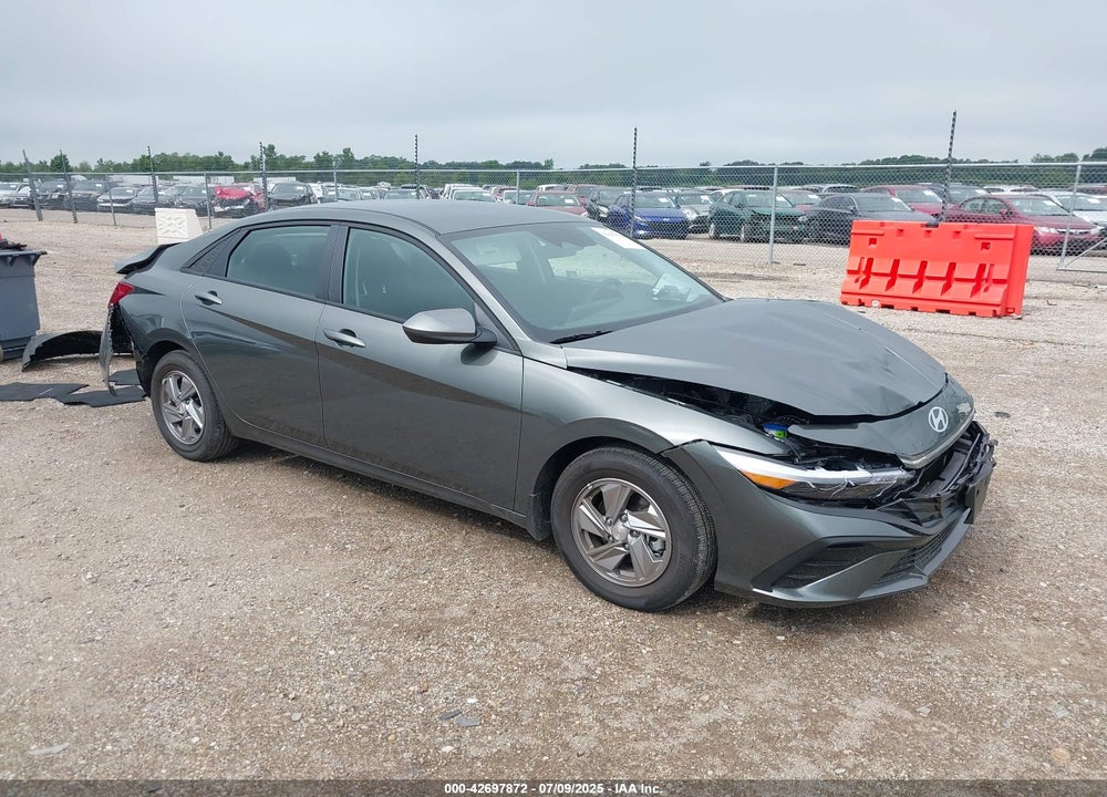2025 HYUNDAI ELANTRA SE VIN: KMHLL4DG8SU015582