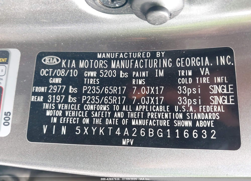 2011 KIA SORENTO VIN: 5XYKT4A26BG116632
