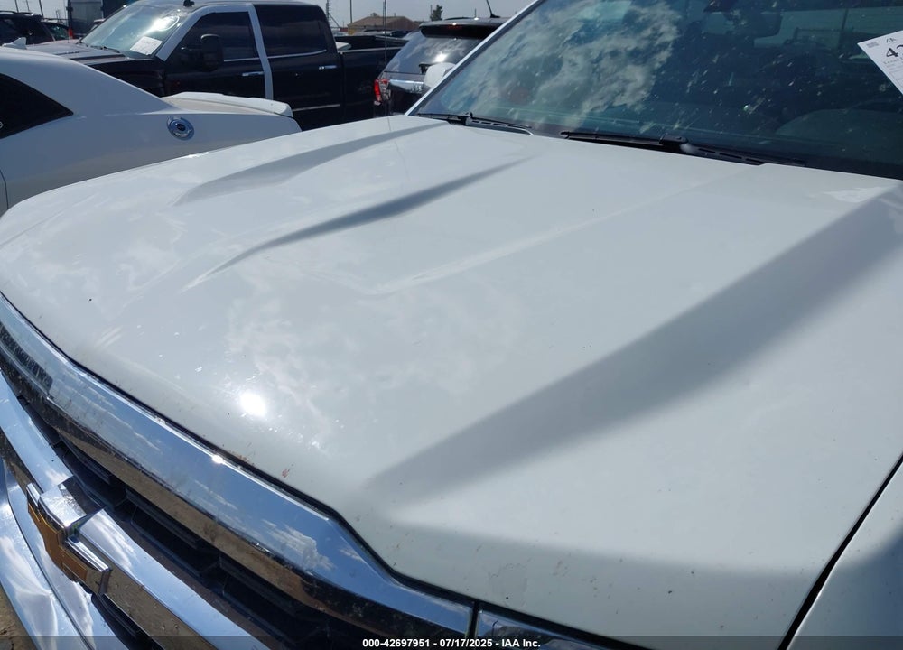 2018 CHEVROLET SILVERADO 1500 VIN: 3GCUKREC5JG518895