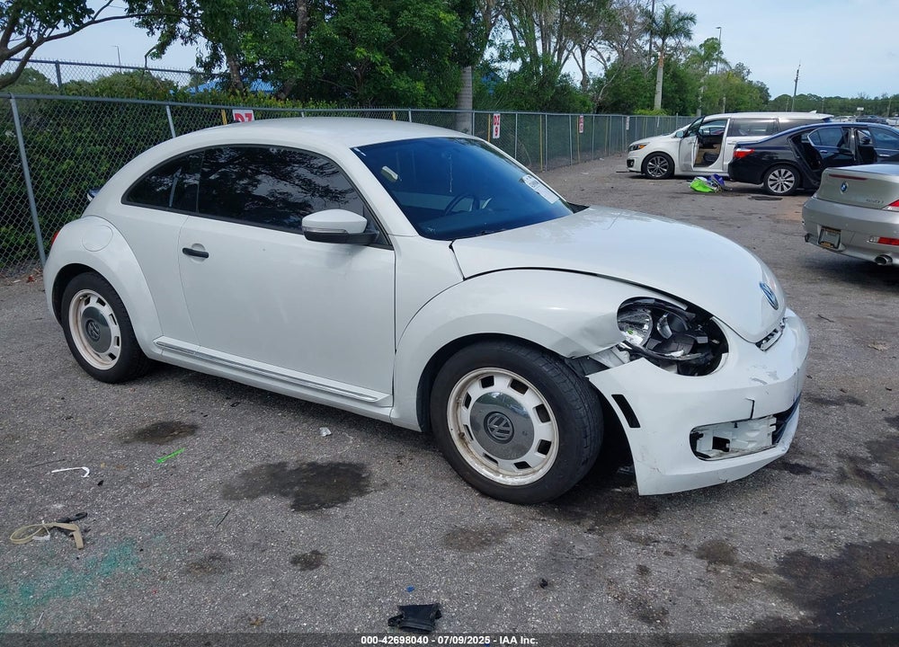 2015 VOLKSWAGEN BEETLE VIN: 3VWF17AT2FM656714