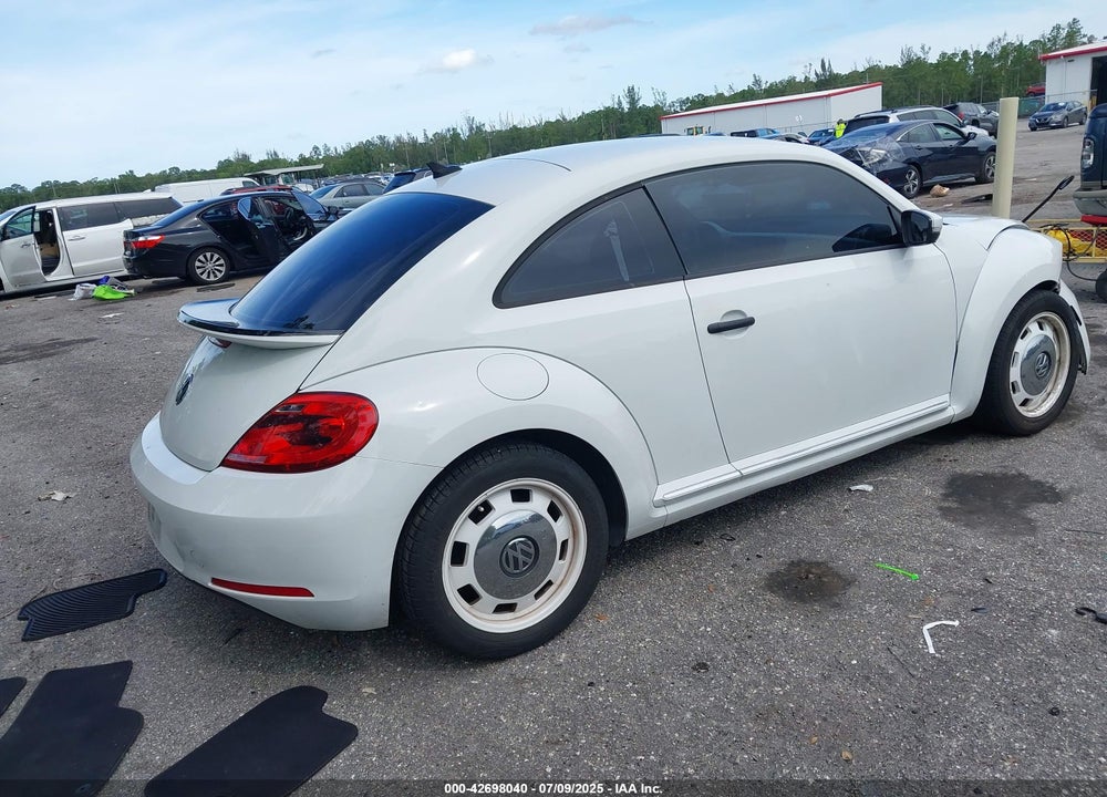 2015 VOLKSWAGEN BEETLE VIN: 3VWF17AT2FM656714