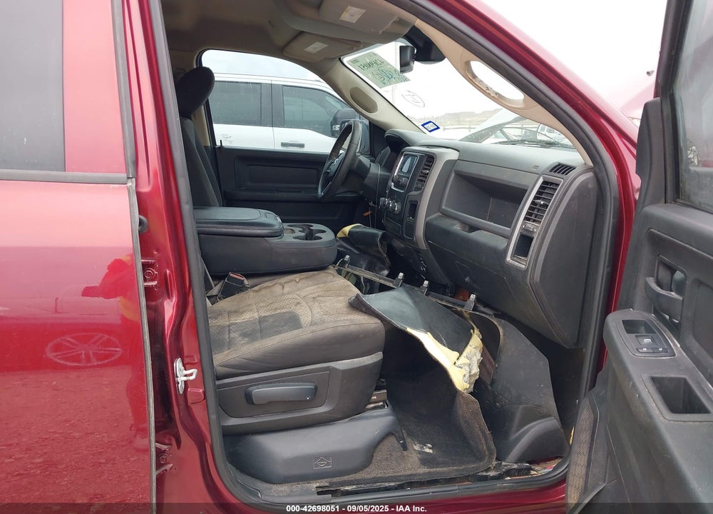 2019 RAM 1500 VIN: 1C6RR6FG9KS609025
