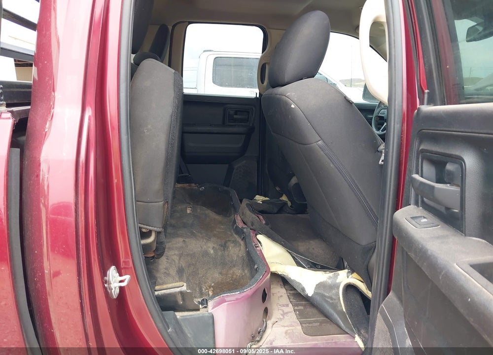 2019 RAM 1500 VIN: 1C6RR6FG9KS609025