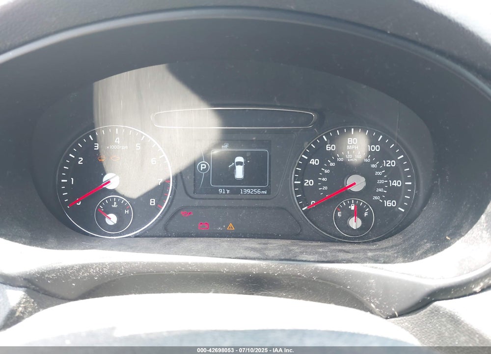 2016 KIA SORENTO VIN: 5XYPG4A30GG069897