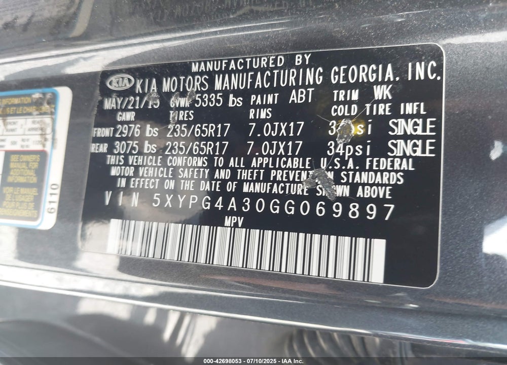 2016 KIA SORENTO VIN: 5XYPG4A30GG069897