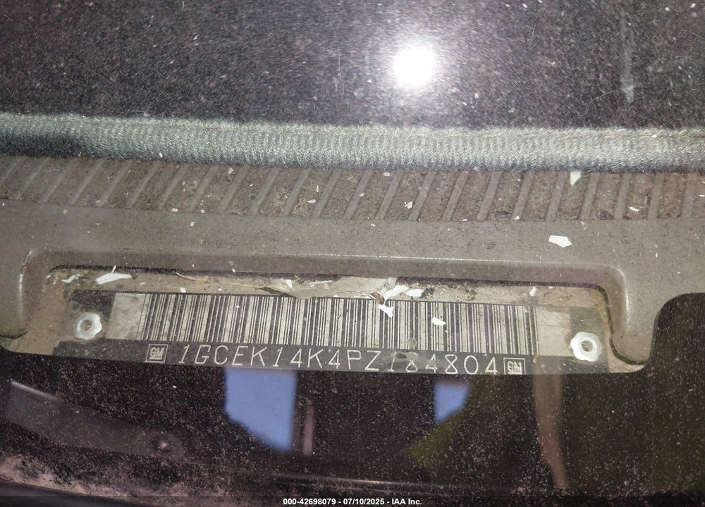 1993 CHEVROLET GMT-400 K1500 VIN: 1GCEK14K4PZ184804