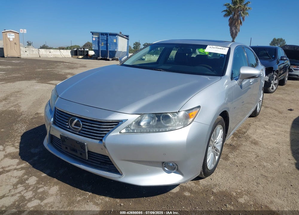 2013 LEXUS ES350 VIN: JTHBK1GG6D2052642