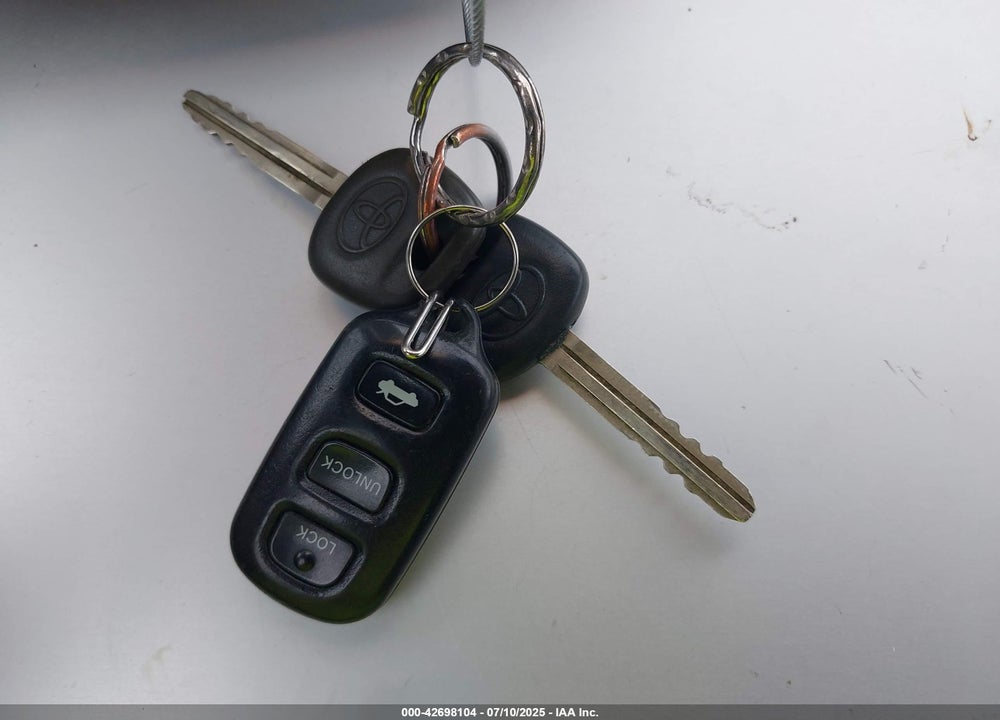 2004 TOYOTA AVALON XLS VIN: 4T1BF28B64U353071