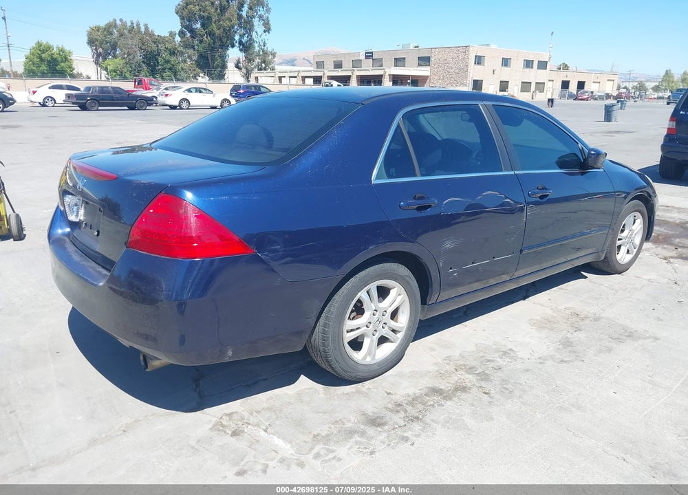 2007 HONDA ACCORD 2.4 EX VIN: 1HGCM567X7A101345