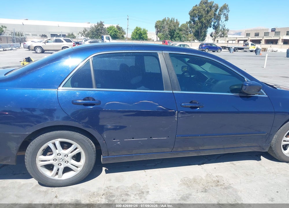 2007 HONDA ACCORD 2.4 EX VIN: 1HGCM567X7A101345