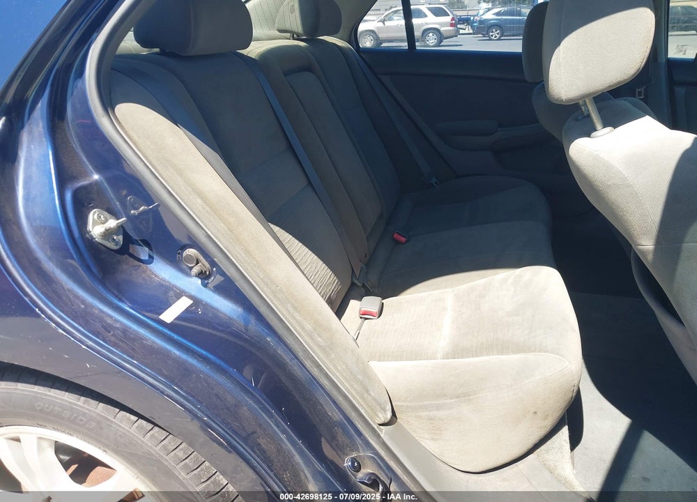 2007 HONDA ACCORD 2.4 EX VIN: 1HGCM567X7A101345