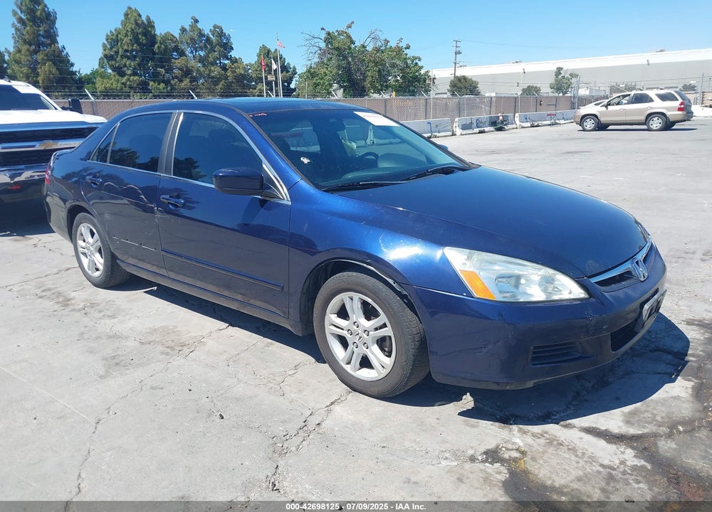 2007 HONDA ACCORD 2.4 EX VIN: 1HGCM567X7A101345