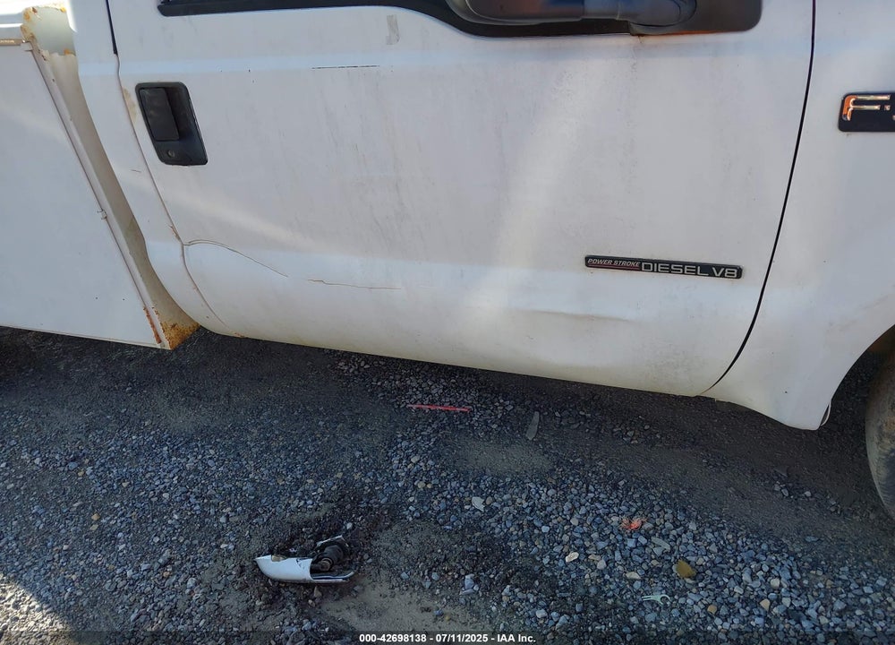 2000 FORD F-350 LARIAT/XL/XLT VIN: 1FDSF34F0YEA63553
