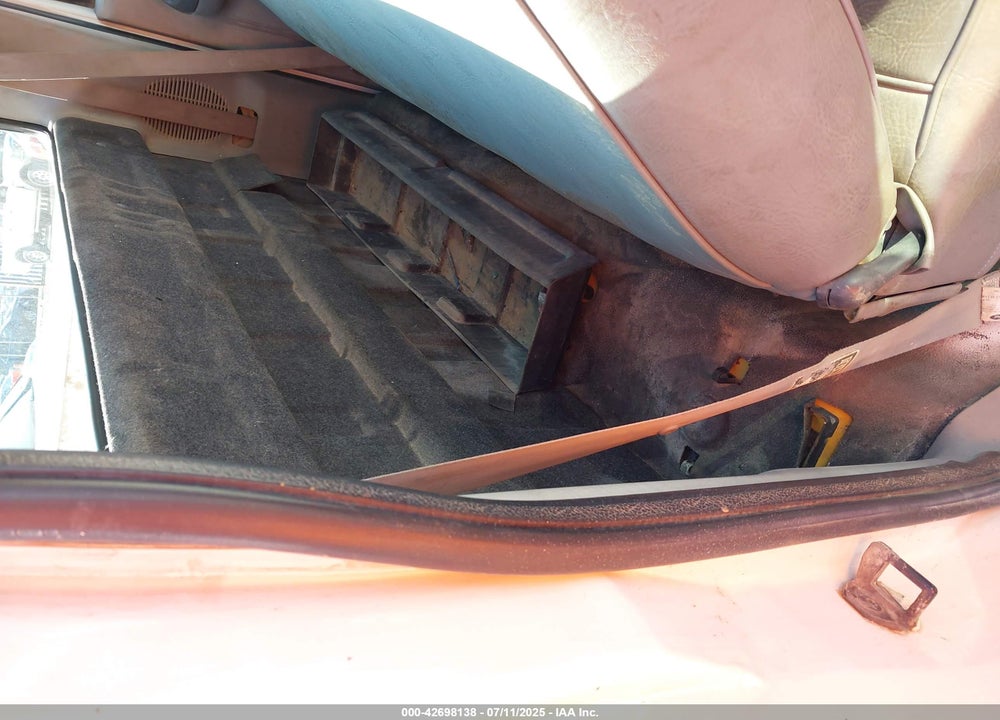 2000 FORD F-350 LARIAT/XL/XLT VIN: 1FDSF34F0YEA63553