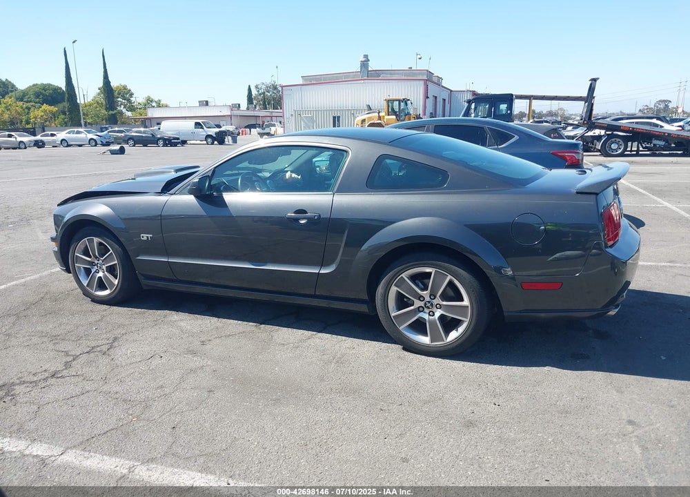 2008 FORD MUSTANG GT DELUXE/GT PREMIUM VIN: 1ZVHT82H285122155