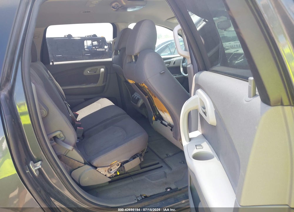 2011 CHEVROLET TRAVERSE VIN: 1GNKRFED4BJ201286