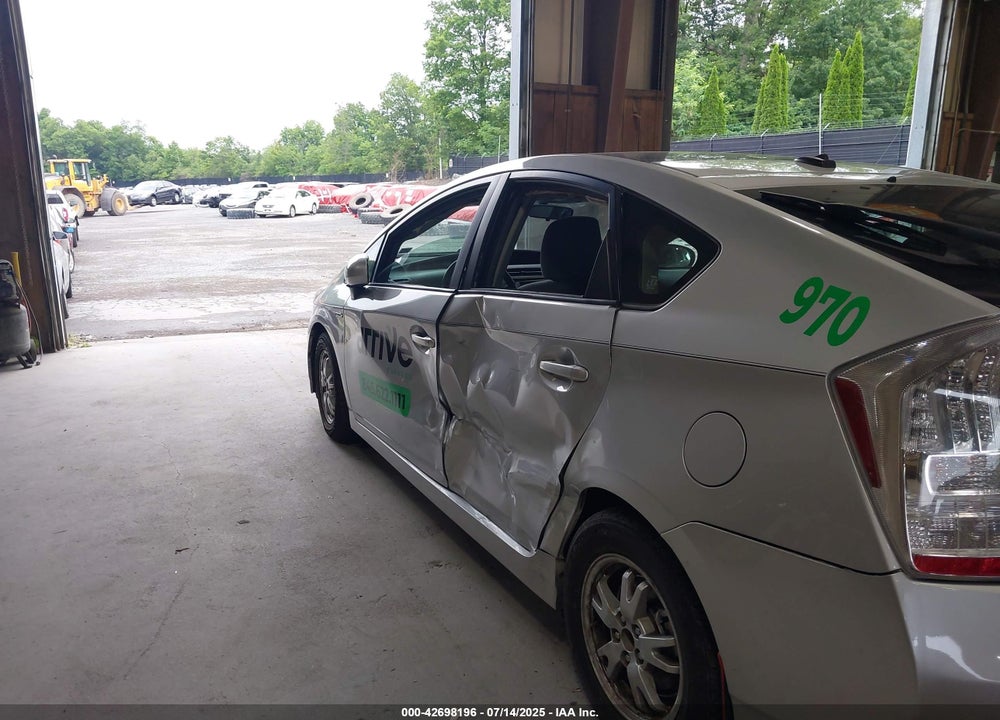 2011 TOYOTA PRIUS VIN: JTDKN3DU1B0262671