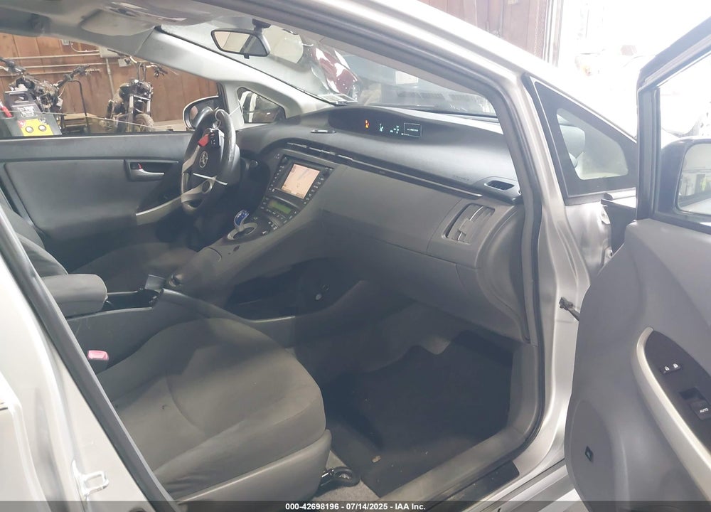 2011 TOYOTA PRIUS VIN: JTDKN3DU1B0262671