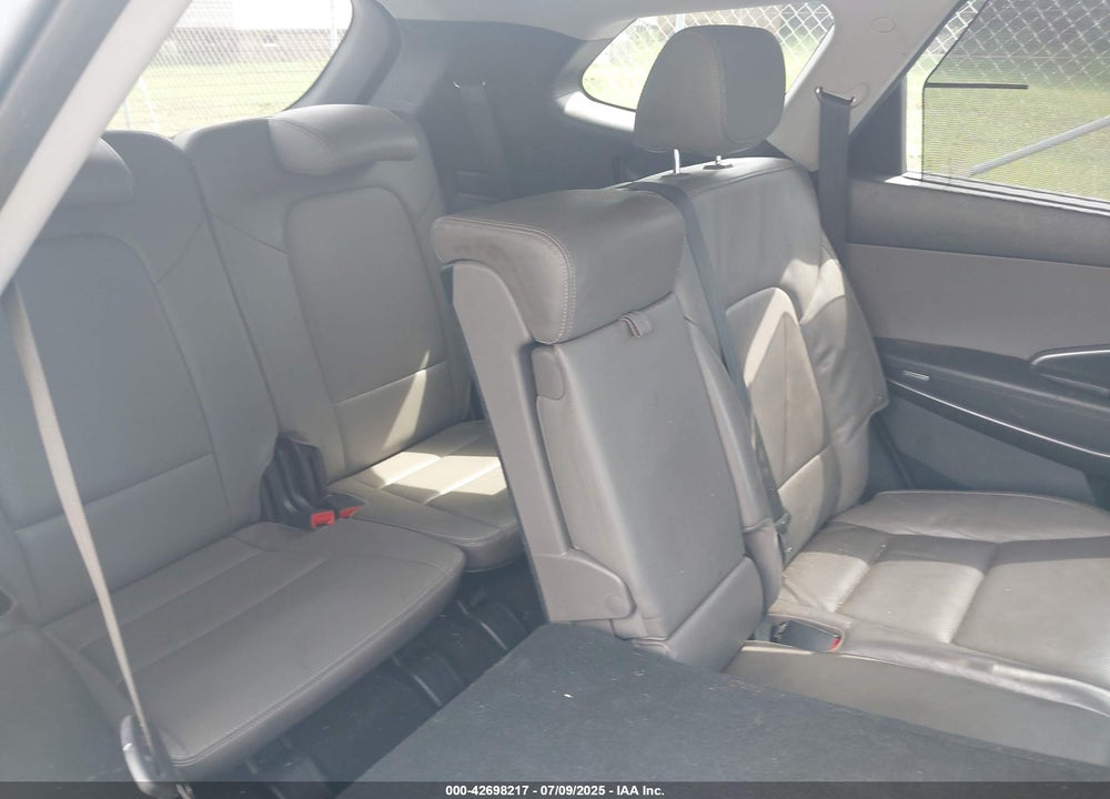 2015 HYUNDAI SANTA FE VIN: KM8SR4HF4FU124736