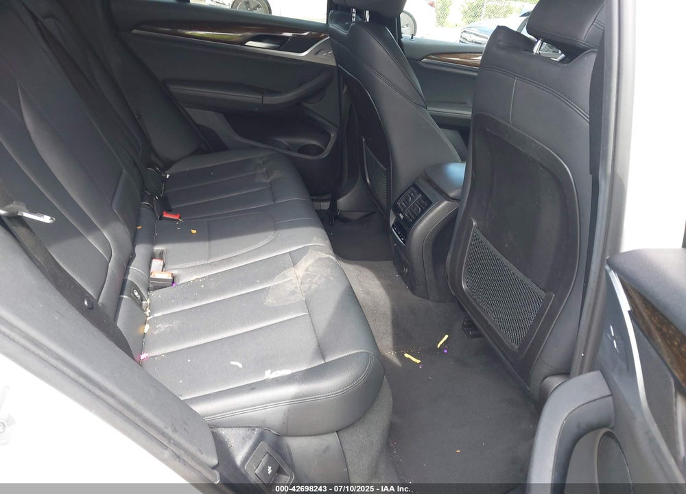 2019 BMW X3 VIN: 5UXTR7C58KLR43840