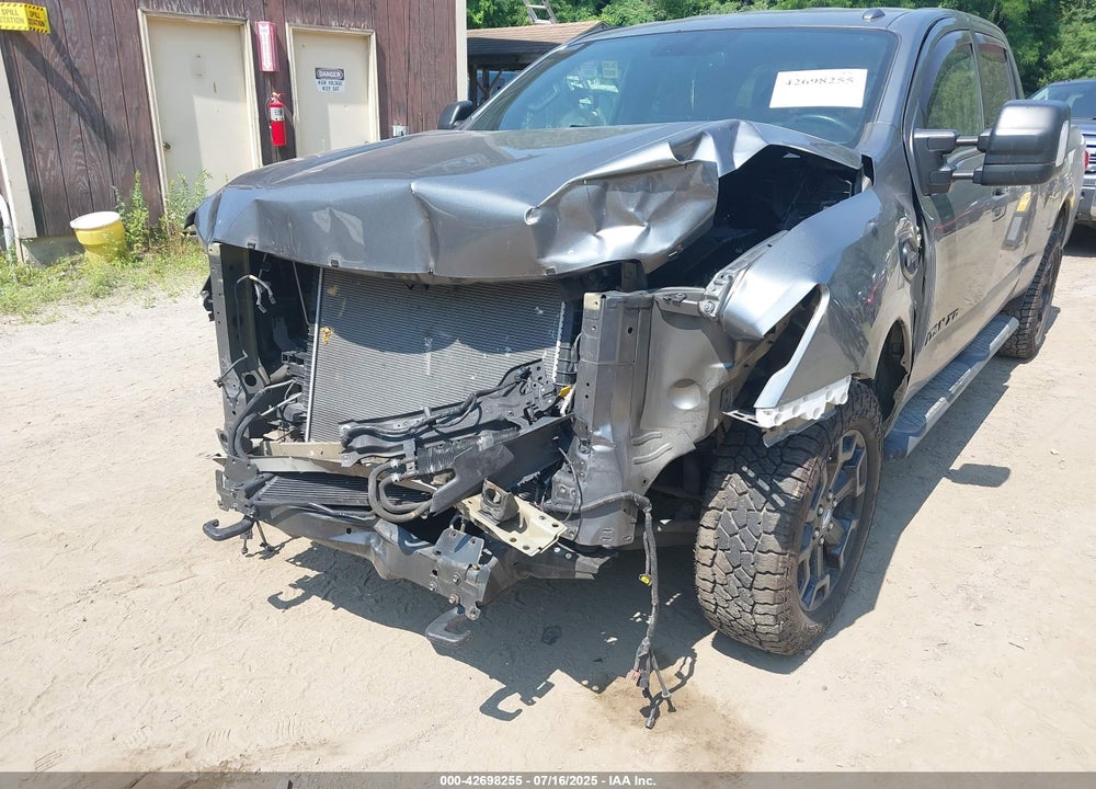 2018 NISSAN TITAN XD SL DIESEL VIN: 1N6BA1F47JN533955