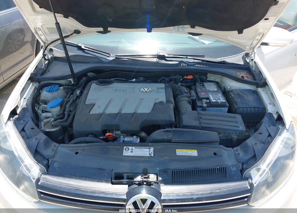 2014 VOLKSWAGEN JETTA SPORTWAGEN 2.0L TDI VIN: 3VWPL7AJ4EM601404