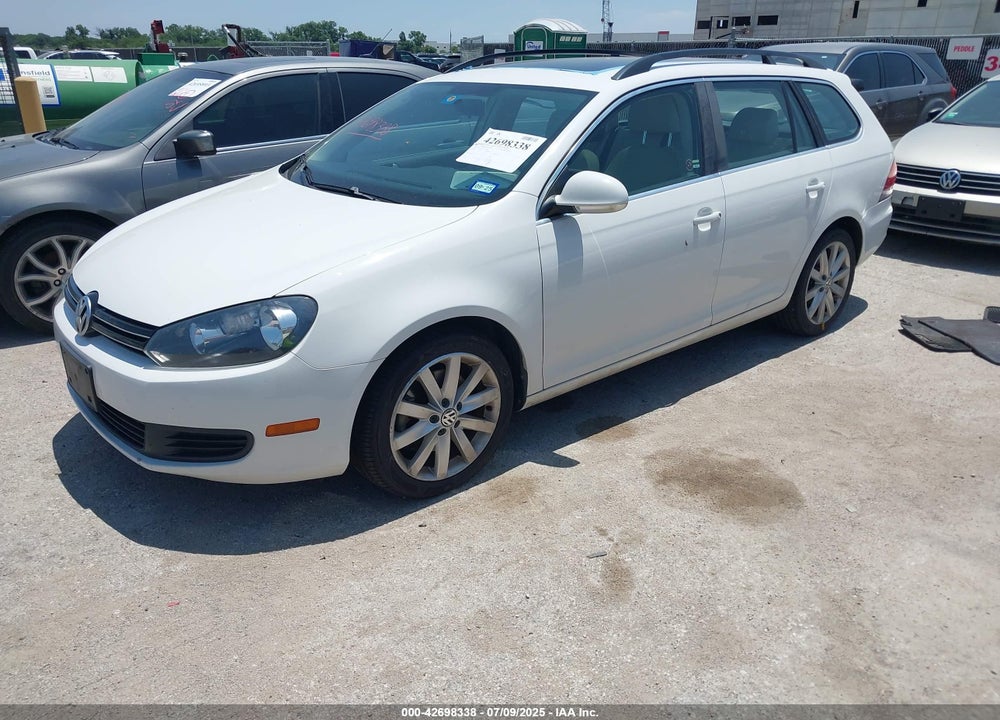 2014 VOLKSWAGEN JETTA SPORTWAGEN 2.0L TDI VIN: 3VWPL7AJ4EM601404