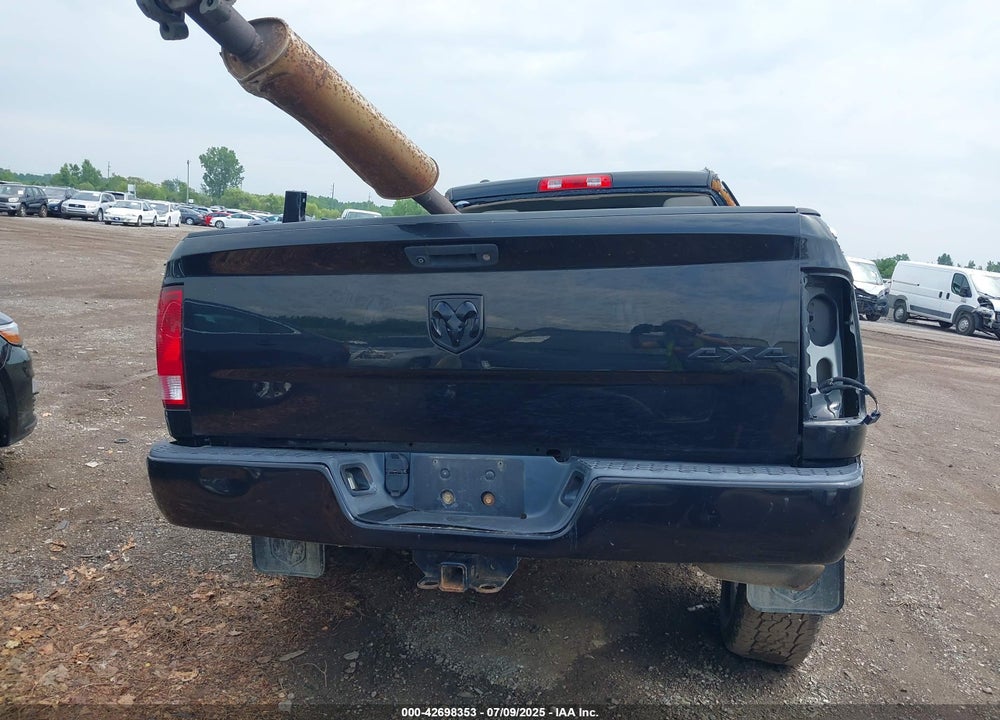 2016 RAM 1500 VIN: 1C6RR7FG9GS279173