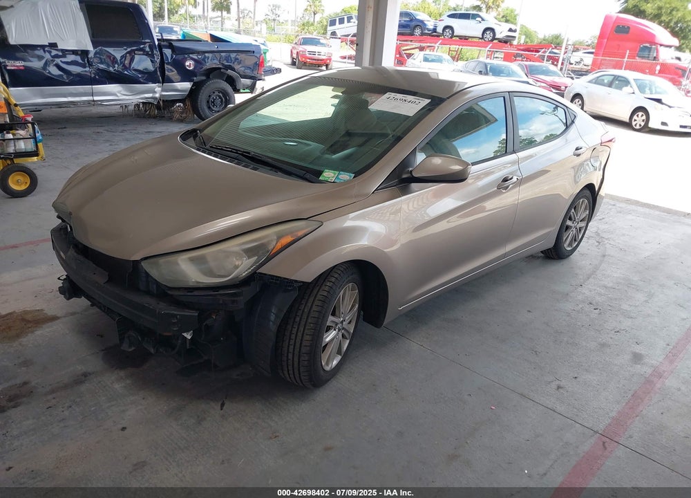 2014 HYUNDAI ELANTRA VIN: 5NPDH4AE2EH528905