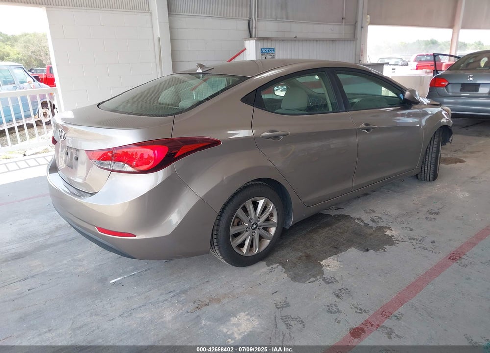 2014 HYUNDAI ELANTRA VIN: 5NPDH4AE2EH528905