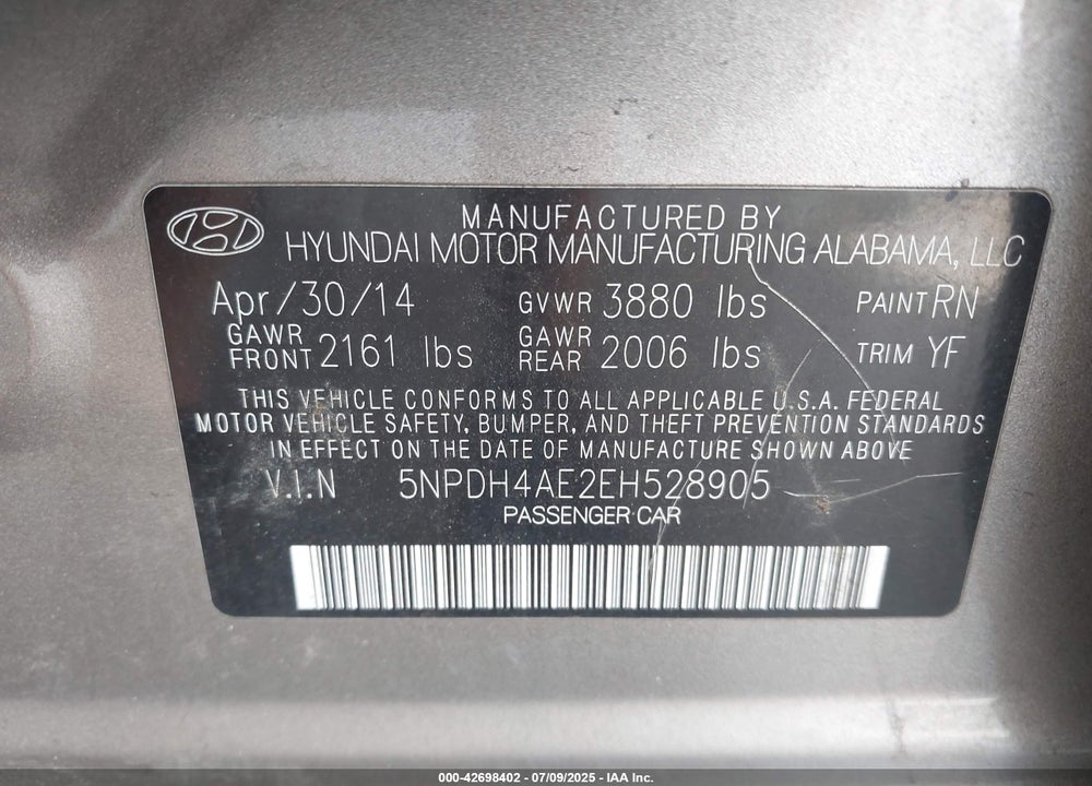 2014 HYUNDAI ELANTRA VIN: 5NPDH4AE2EH528905