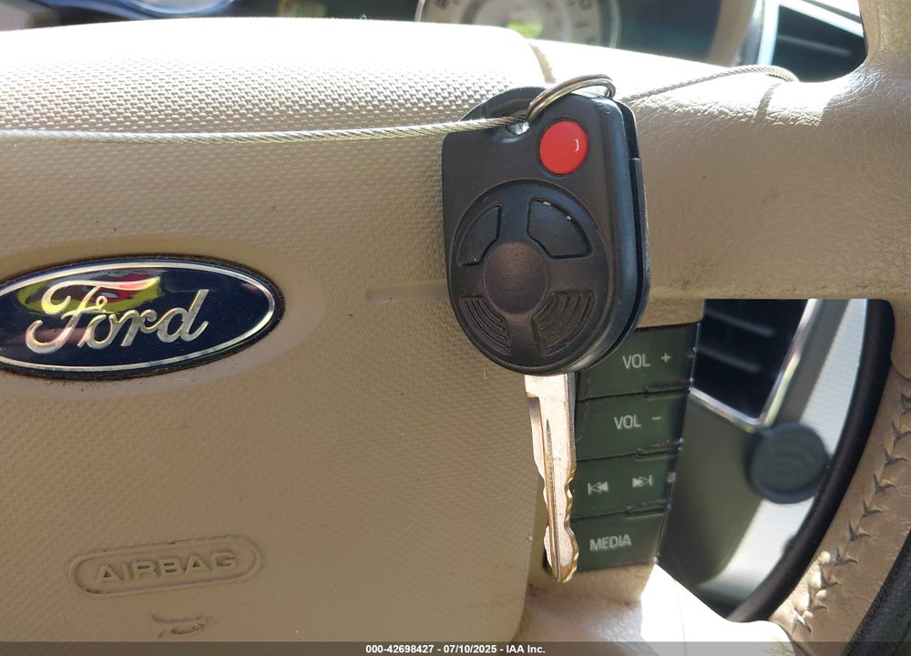 2007 FORD EDGE VIN: 2FMDK38C57BB43283