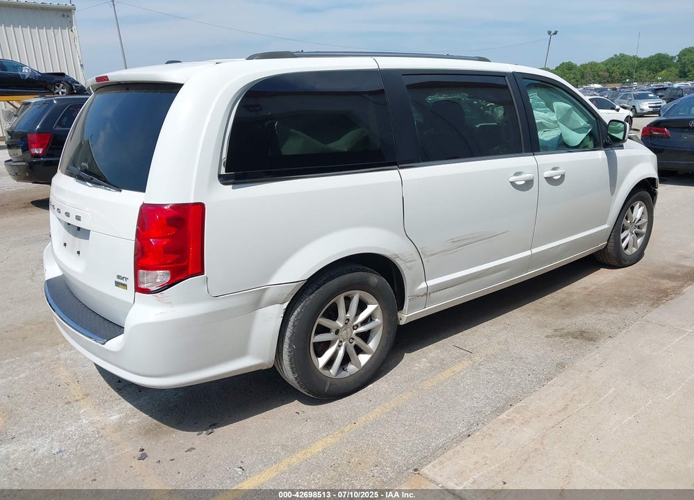 2018 DODGE GRAND CARAVAN SXT VIN: 2C4RDGCG4JR267811