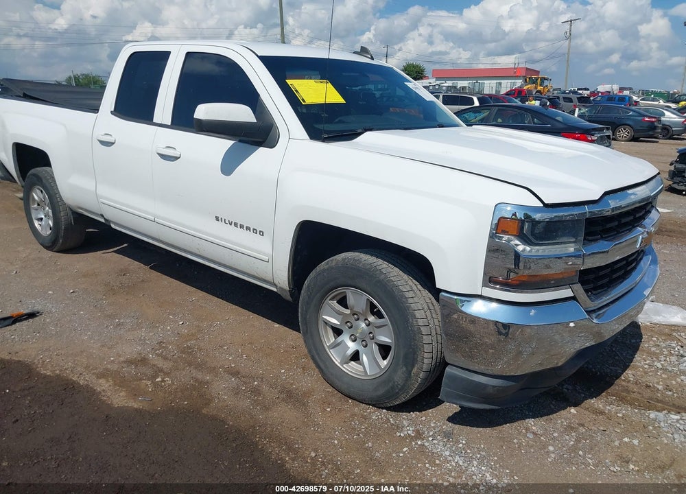 2018 CHEVROLET SILVERADO C1500 LT VIN: 1GCRCREH0JZ191109