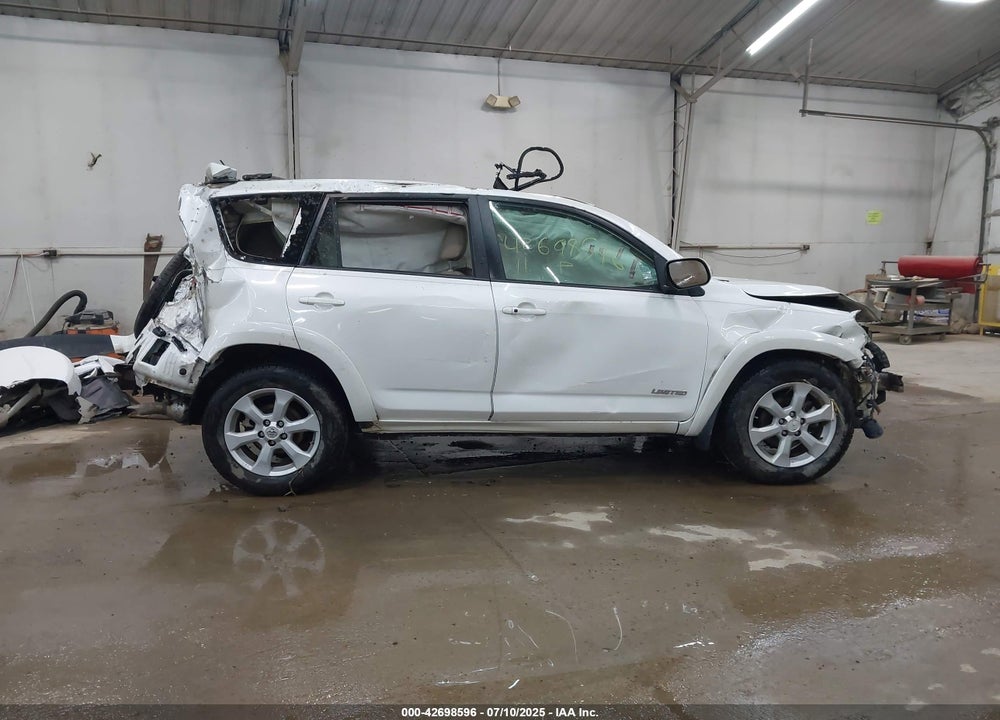2011 TOYOTA RAV4 VIN: 2T3DK4DV5BW055468