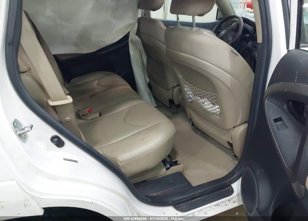 2011 TOYOTA RAV4 VIN: 2T3DK4DV5BW055468